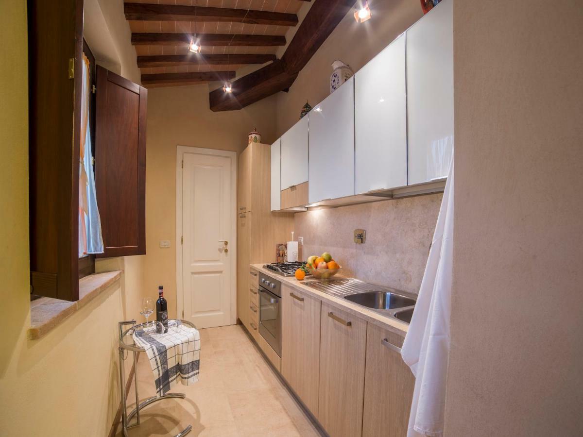 شقة Casa Laura سان جيمينيانو المظهر الخارجي الصورة