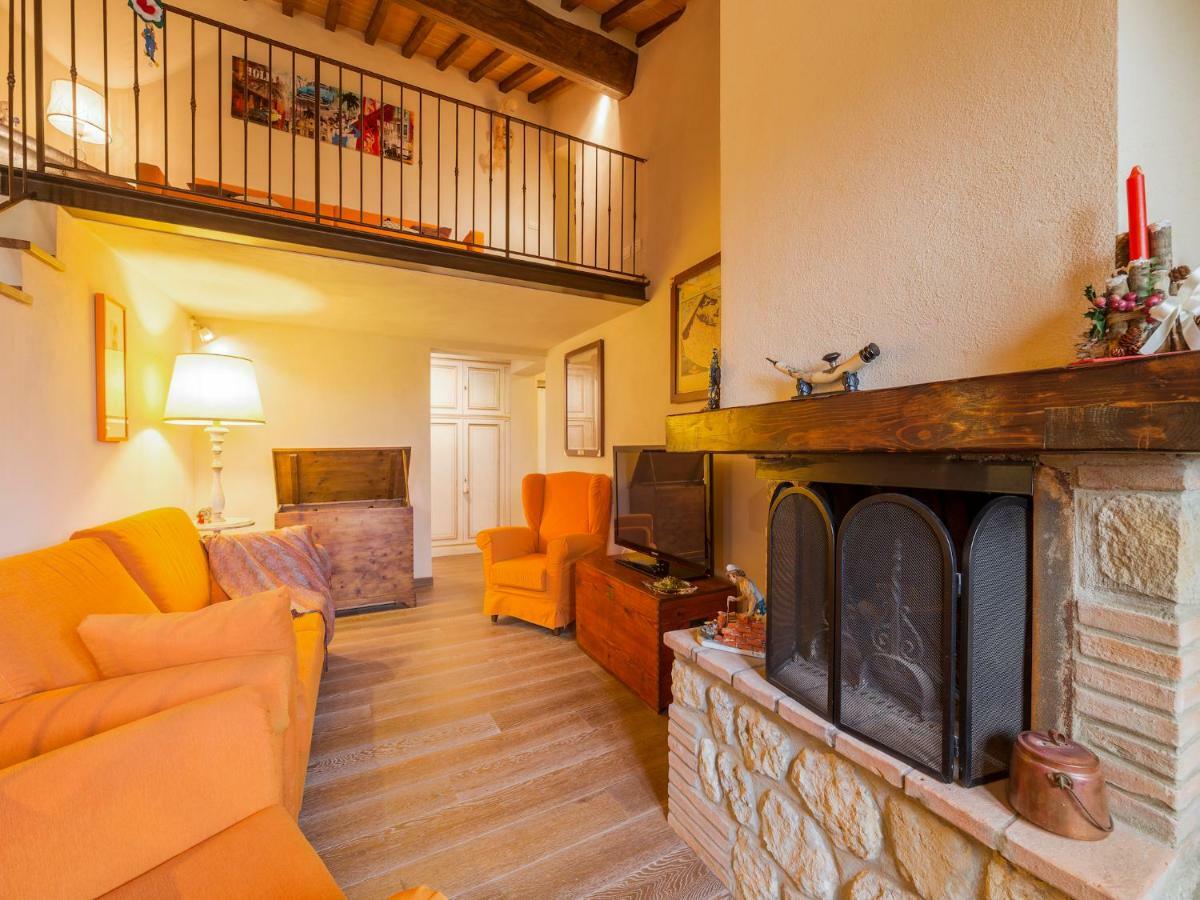 شقة Casa Laura سان جيمينيانو المظهر الخارجي الصورة